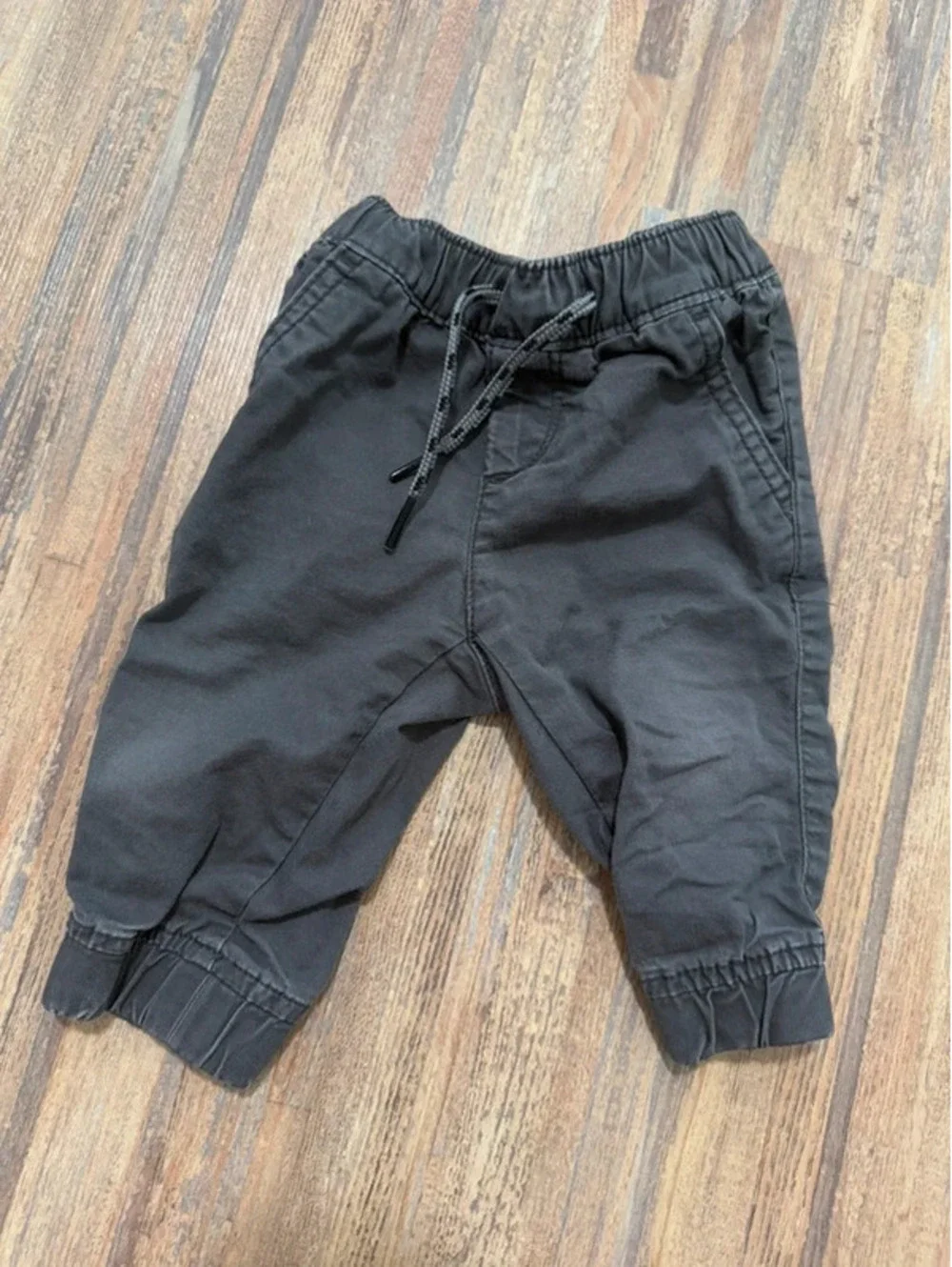 Baby gap joggers 3-6m